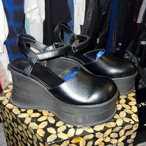 Dolls kill black MaryJane type platform with Velcro straps. New no box